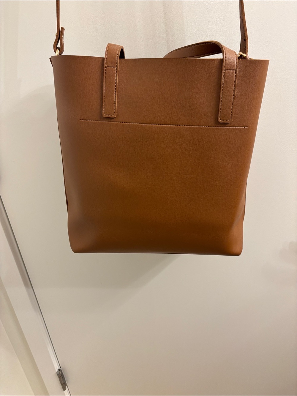 Saddle colored faux Leather Tote Bag with Adjustable Strap - Picture 4 of 4